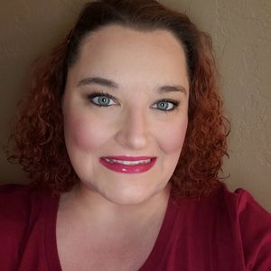 Meet your Posher, Malinda